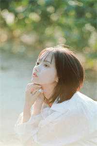 八零小花觉醒后，不当破鞋当状元精选